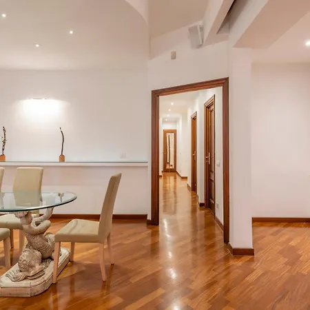 1 - Elegante Con Terrazzo *